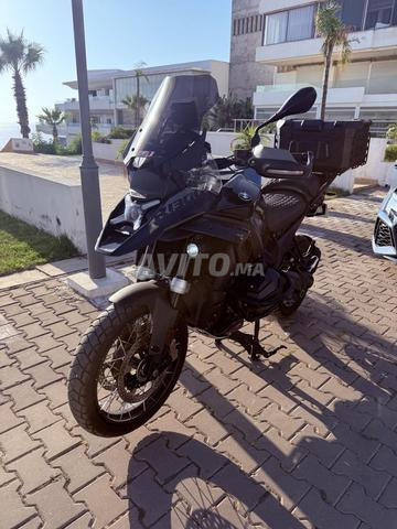 1300GS ثلاثي أسود - 2