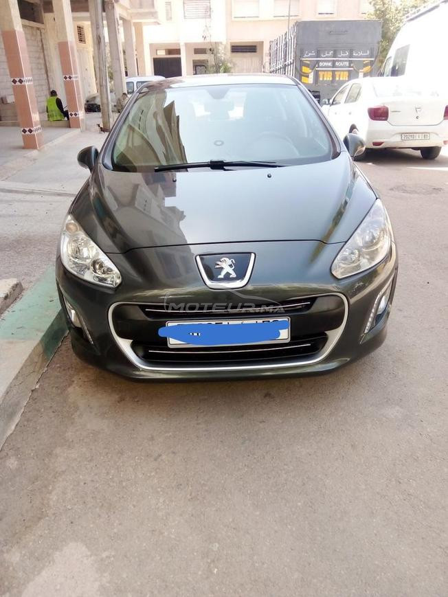 je met en vente une voiture bien entretenu 
