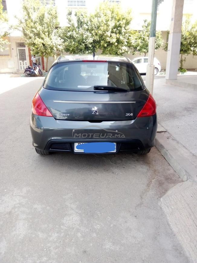 je met en vente une voiture bien entretenu 