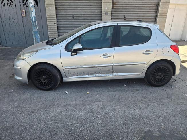 Peugeot 2O7 diesel toutes options 