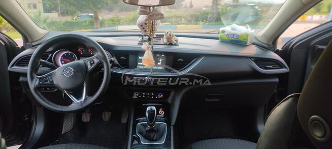 Opel Insignia manuelle 6 chevaux À Ben Ahmed 