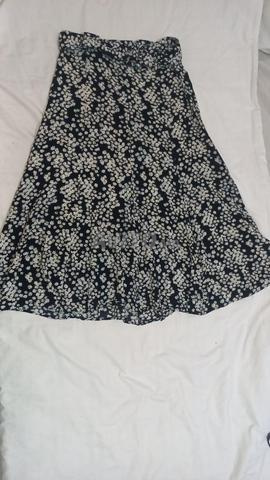 Robe 👗 et 2 jupes - 2