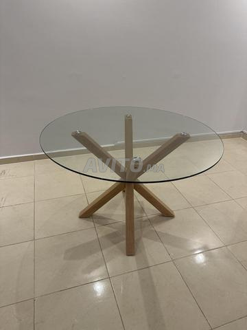 طاولة طعام 1م20 بحالة جيدة جداً - 2