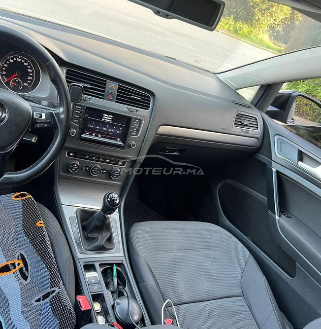 très belle voiture a vendre marque golf 7 