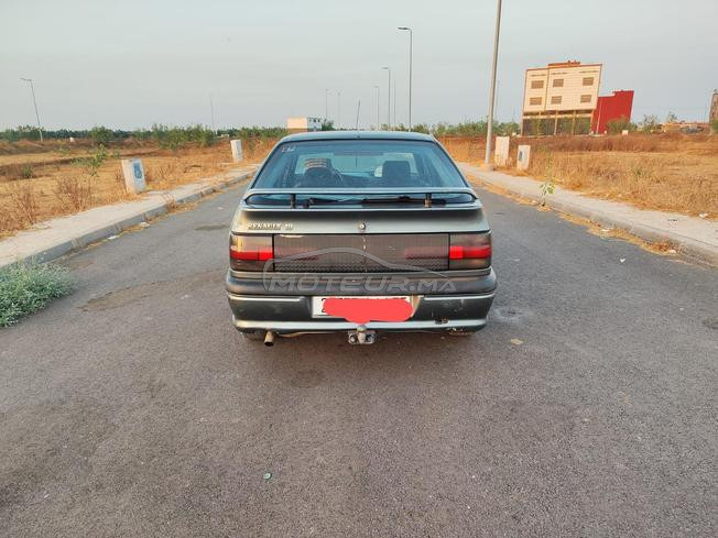 Renault 19