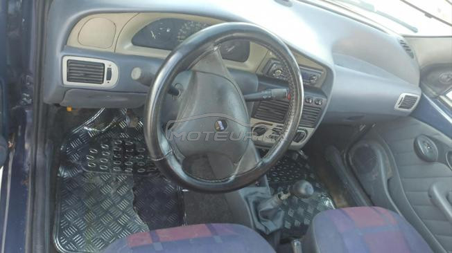 Fiat Palio Essence Manuelle 2003 à Outat El Haj 