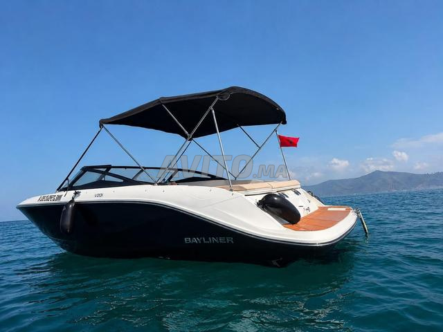 Bateau Neuf avec remorque et garantie Douane 2026