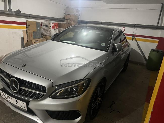 Mercedes 220 classe c en bonne état 