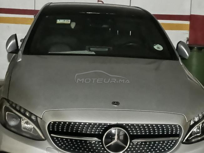 Mercedes 220 classe c en bonne état 