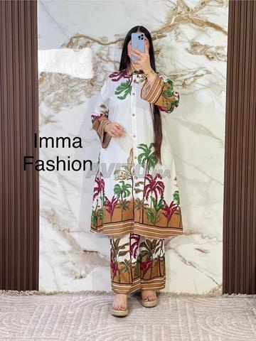 Vente de vêtements et accessoires pour femmes - 2