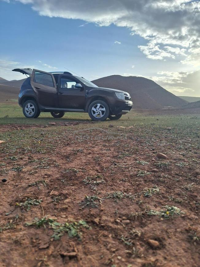 Dacia Duster Diesel Manuelle 2012 à Midelt
