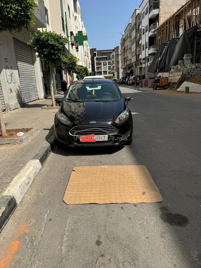 ford fiesta essence 2014