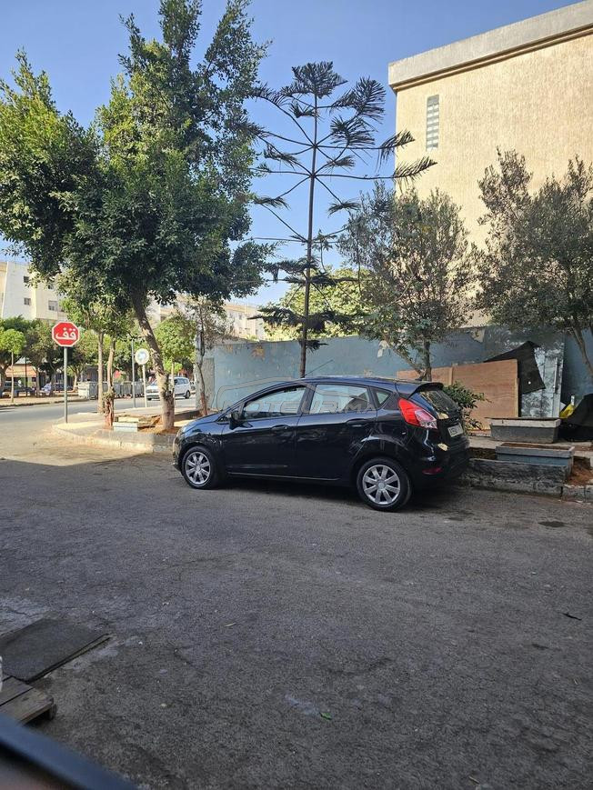 ford fiesta essence 2014