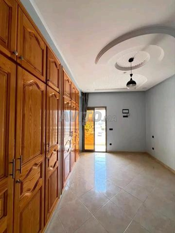 Étage de villa 2 façades 3 chambres à vendre à un prix raisonnable