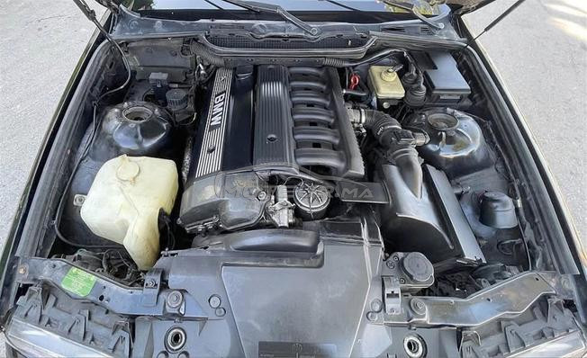 BMW E36 320i 
