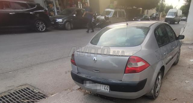 رونو ميجان 2004 - 2