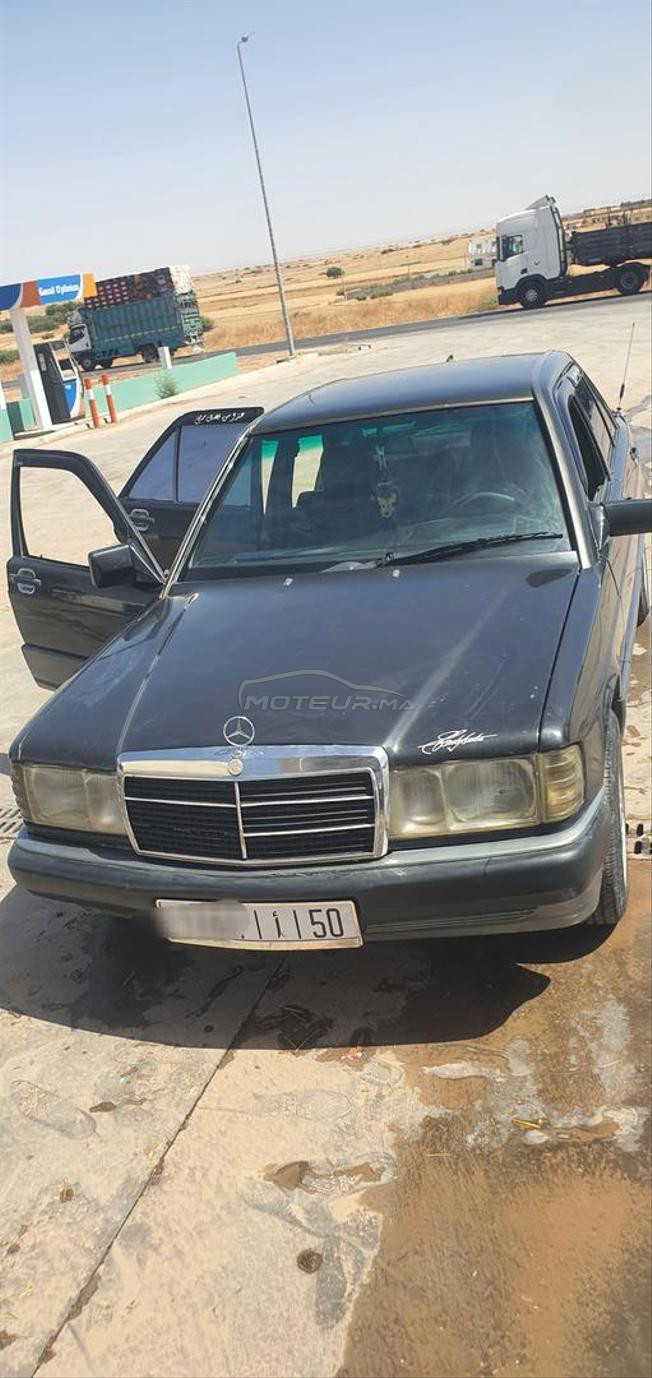 مرسيدس 190 مطور 2.5