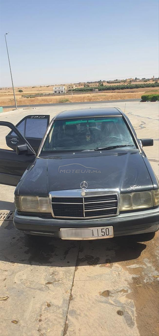 مرسيدس 190 مطور 2.5