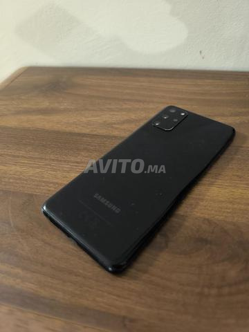 Samsung Galaxy S20 plus - 2