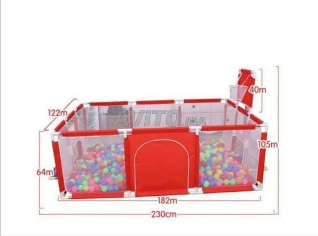 Parc de jeu pour les bébés.