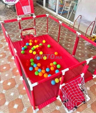 Parc de jeu pour les bébés. - 2
