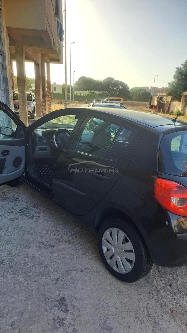 avender clio 3 esance très bon état@ 