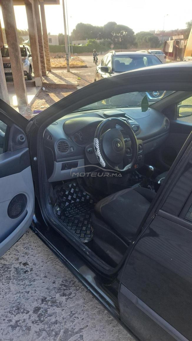 avender clio 3 esance très bon état@ 