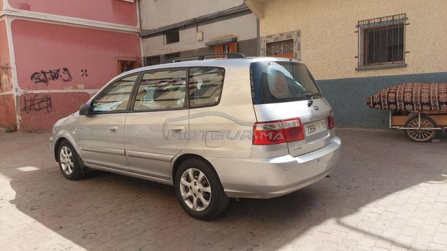 kia carens 