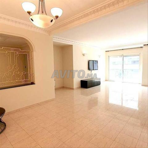 43458-بيع شقة بالدار البيضاء، حي راسين، مساحة 166 متر مربع