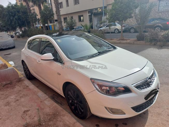 Opel astra J