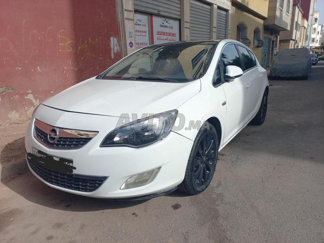 Opel Astra J - 2