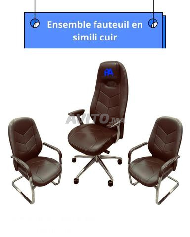 Chaise pivotante, chaise à roulettes
Ensemble fauteuil
Chaise - 2