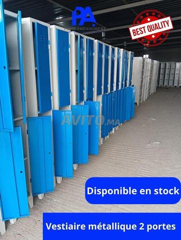 Vestiaire
vestiaire monobloc 9 portes - 2