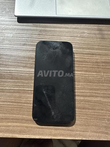 iPhone 14 Pro très bon état à vendre - 2