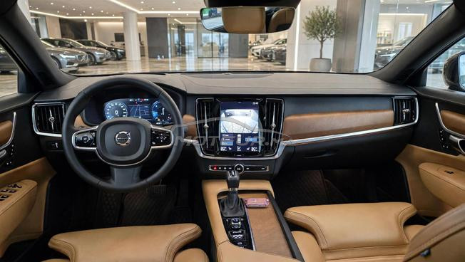VOLVO S90 D4 INSCRIPTION FULLE OPTION