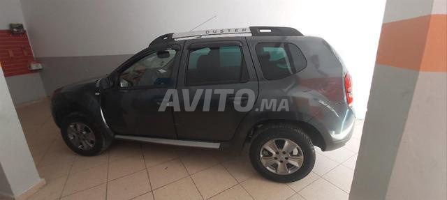 Dacia Duster Diesel Manuelle 2016 à Temara - 2