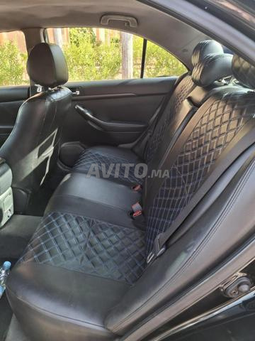Toyota Avensis - 2