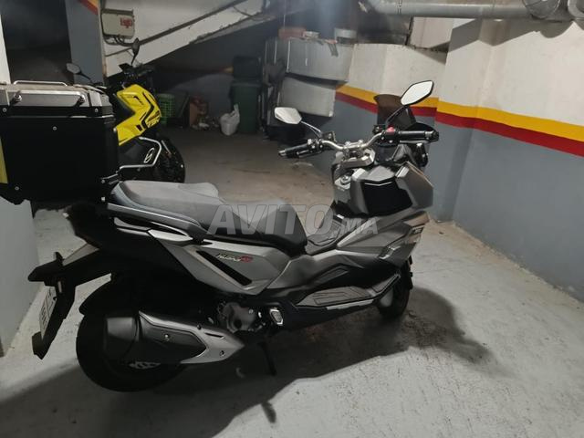 سيم هاسكي ADV 300