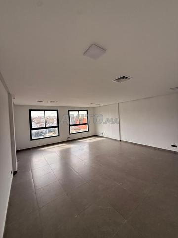 Bureau neuf à louer – OQBA Mall Bournazel – 57 m²