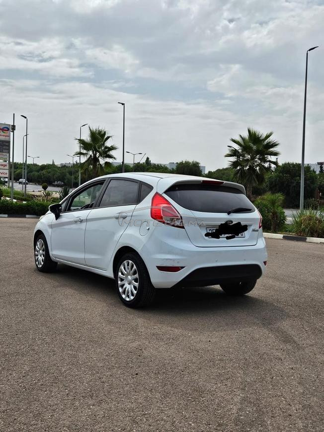 ford fiesta trés bon état a vendre