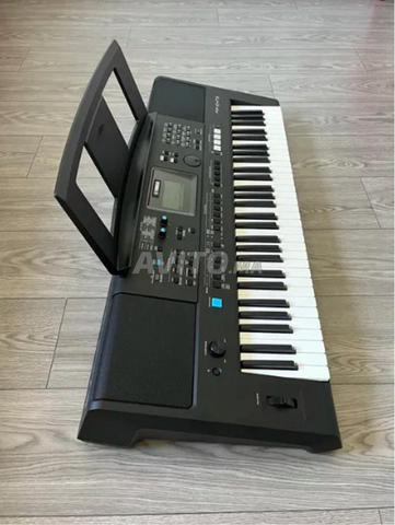 Orgue électronique Yamaha PSR-E473 - 2
