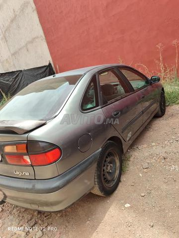 Renault Laguna - 2