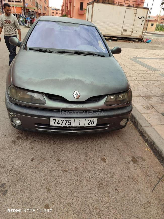 Renault Laguna 