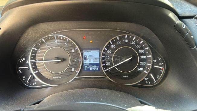 NISSAN PATROL V8 PLATINIUM Y62