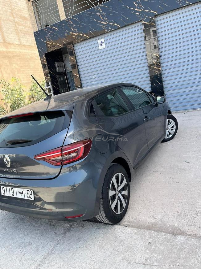 RENAULT CLIO 5