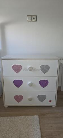 Chambre Montessori rose chez Cilek pour filles