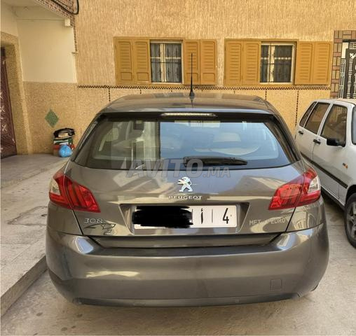 Peugeot 308 Diesel Manuelle 2016 à Salé - 2