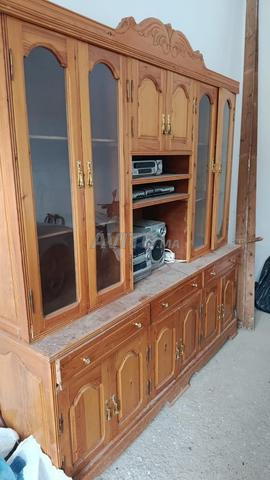 Vitrine propre à vendre, bon prix - 2