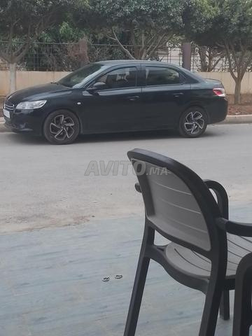 سيارة بيجو