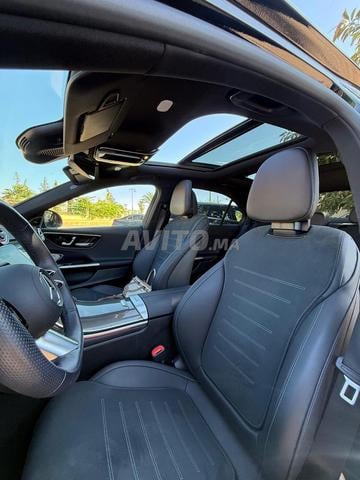Voiture à vendre, quasi neuve